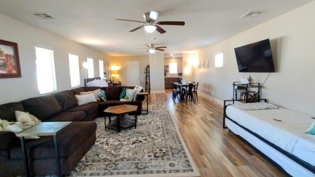Falcon Cottage Pahrump Esterno foto