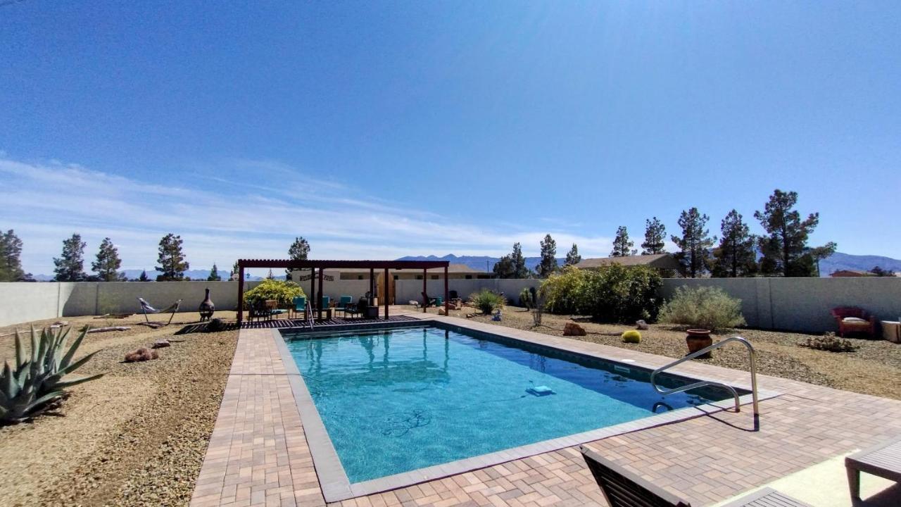 Falcon Cottage Pahrump Esterno foto
